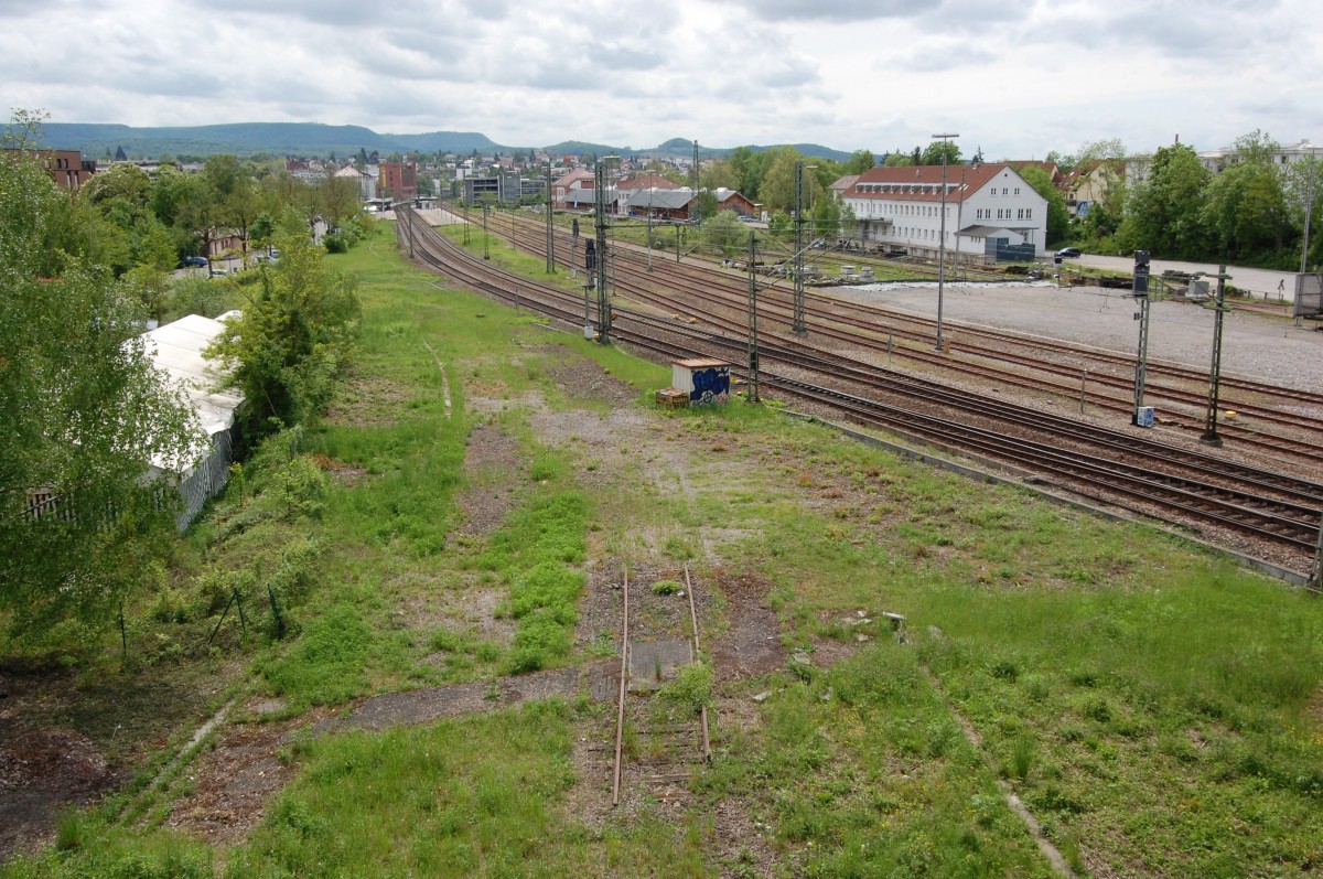 Abzweigung der ehemaligen Echaztalbahn am Reutlinger Hauptbahnhof am 9. Mai 2015