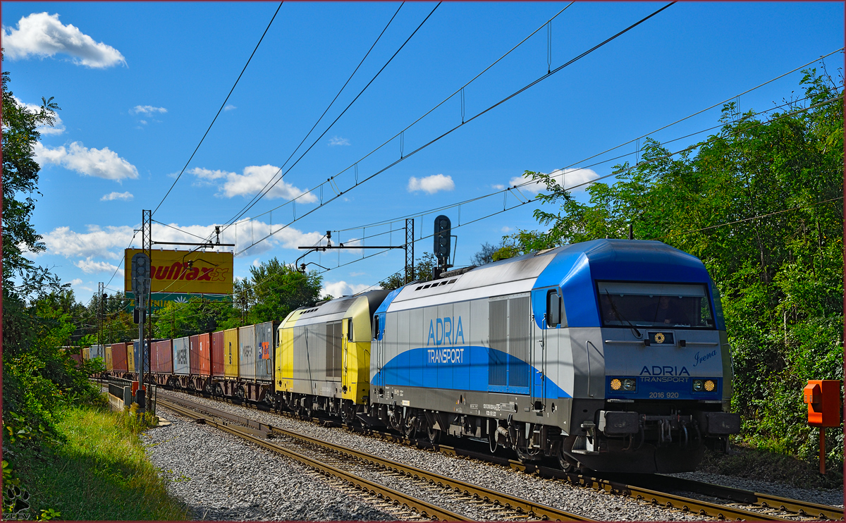 Adria 2016 920 + LTE 2016 922 ziehen Containerzug durch Maribor-Tabor Richtung Norden. /23.9.2014