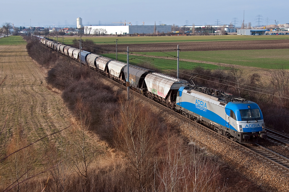 Adria Transport 1216 922  Vanja  konnte am 21.02.2014 zwischen Himberg und Gramatneusiedl fotografisch festgehalten werden.