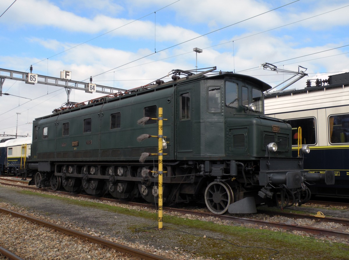 Ae 4/7 10997 auf einer Abstellanlage beim Bahnhof SBB. Die Aufnahme stammt vom 06.02.2013.