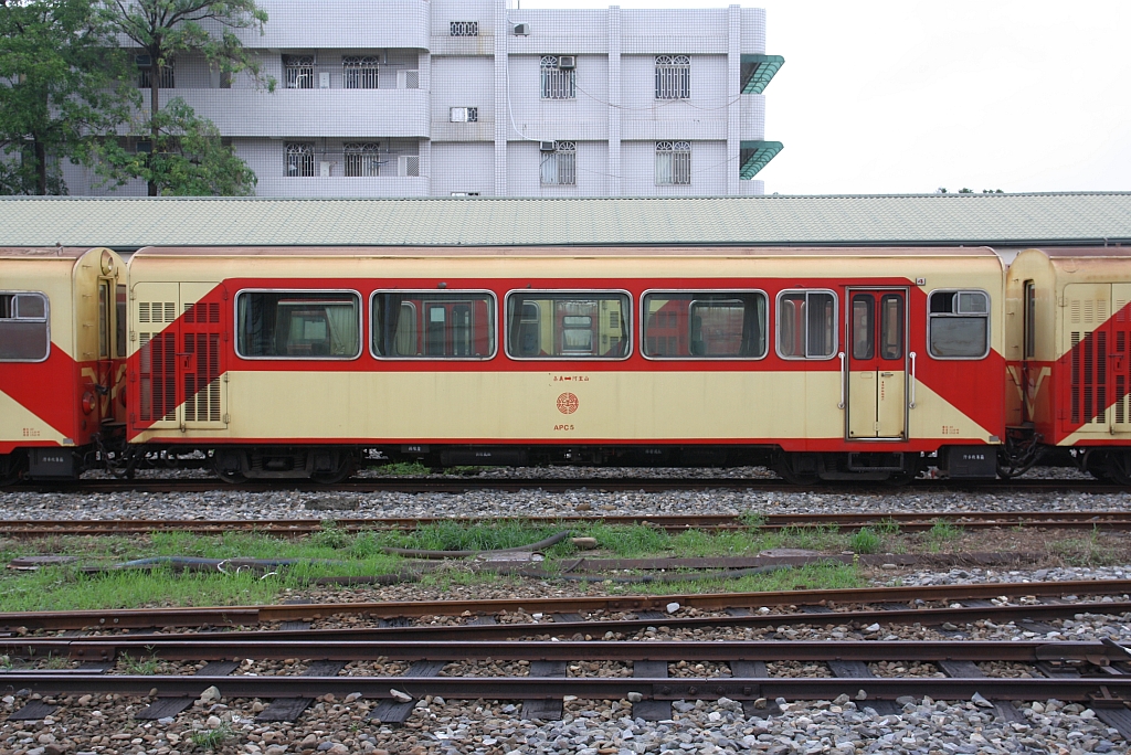 AFR APC5 (Sinosteel Taiwan, Bj.2000), am 03.Juni 2017 in der Chaiyi Garage.