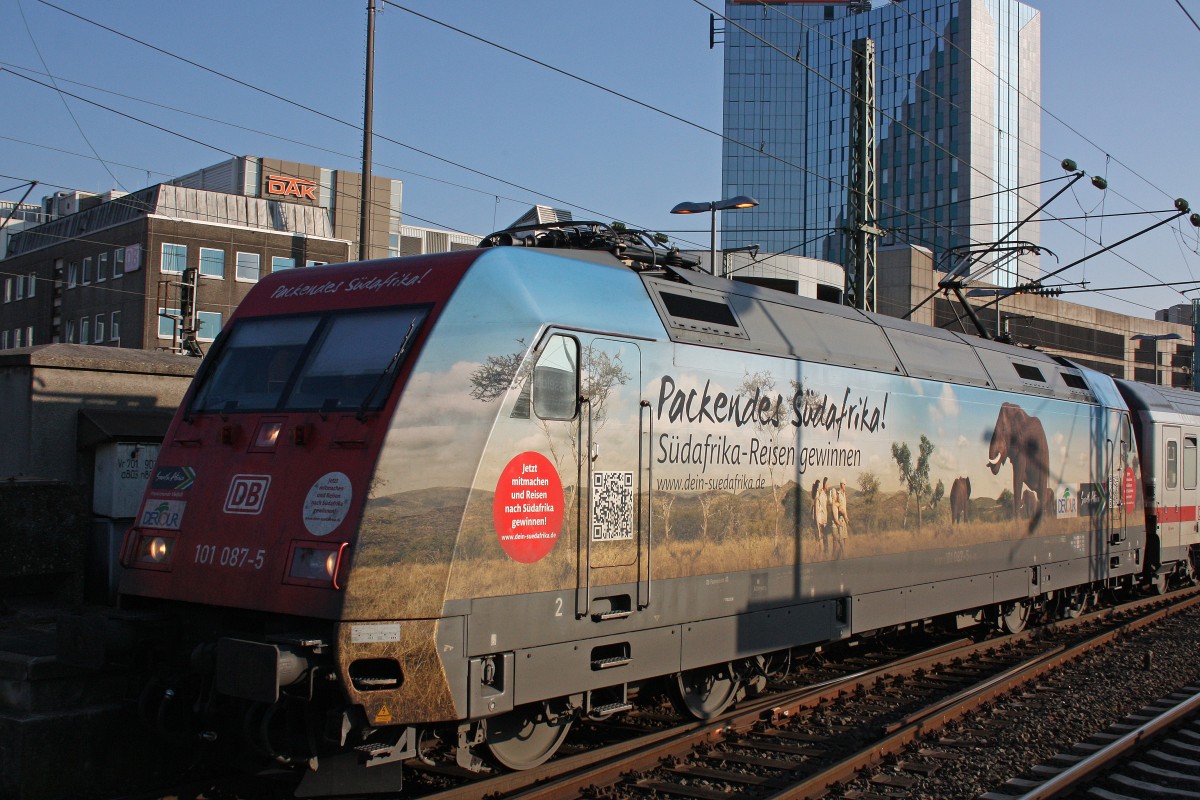 Afrika 101 087 am 2.4.13 in Dsseldorf Hbf.