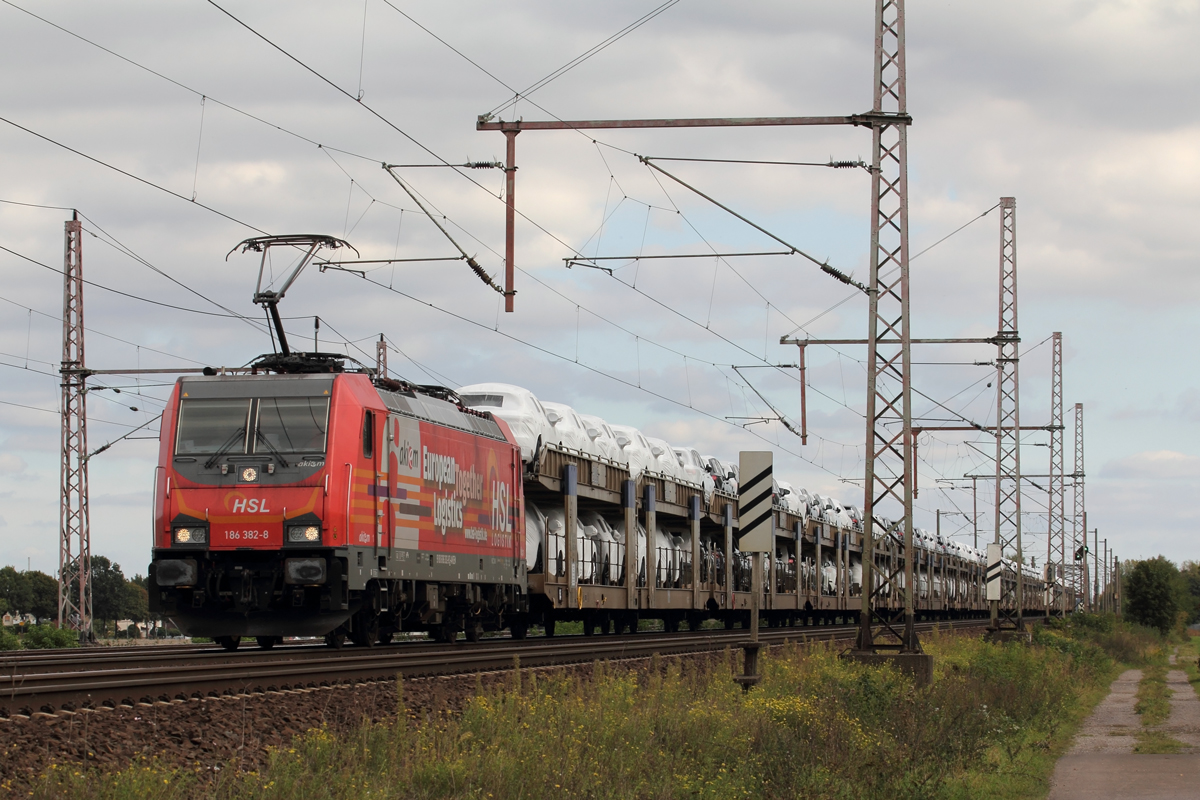 Akiem 186 382-8 unterwegs für HSL in Dedensen-Gümmer 29.9.2020