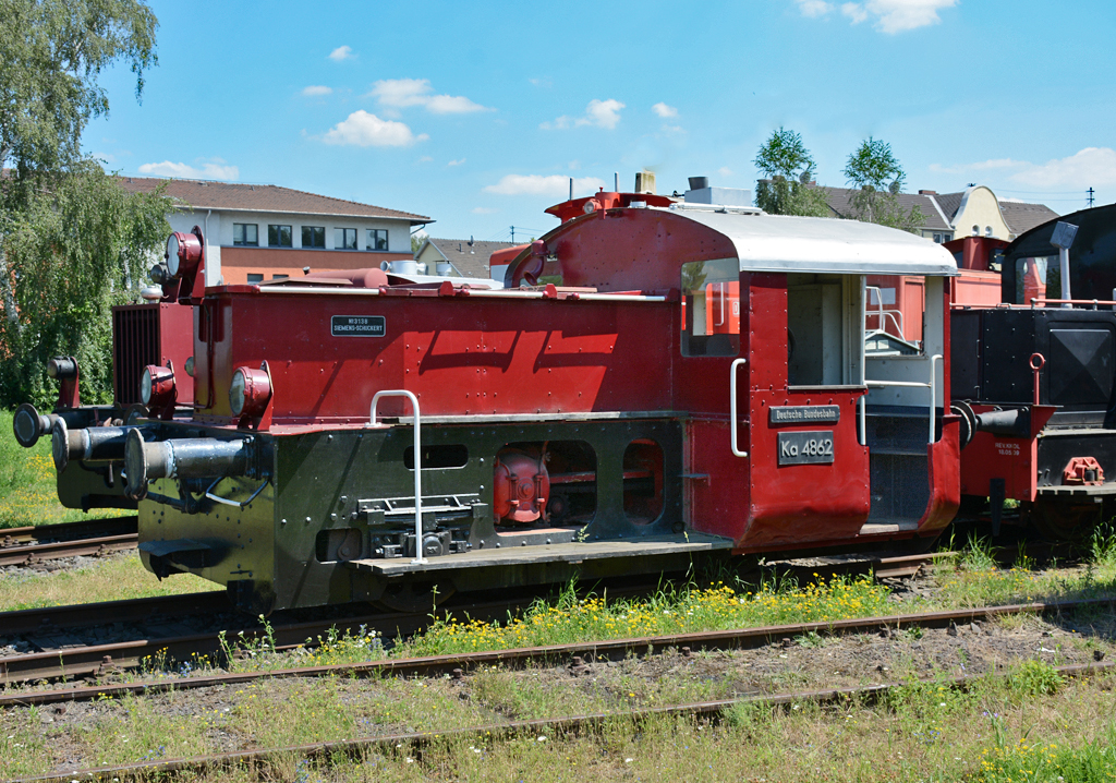 Akku-Kleinlok Ka-4862 (ex. DB 381 005-8) im DB-Museum Koblenz-Lützel - 19.07.2016