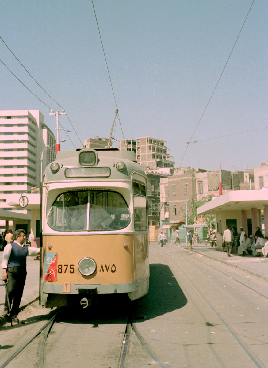 Alexandria: DÜWAG/Kiepe-GT6 875 (ex København / Kopenhagen KS 875) als SL 11 am Hauptbahnhof. Aufnahmedatum: 11. Juni 1974. - Scan eines Farbnegativs. Film: Kodak Kodacolor II. Kamera: Kodak Retina Automatic II.