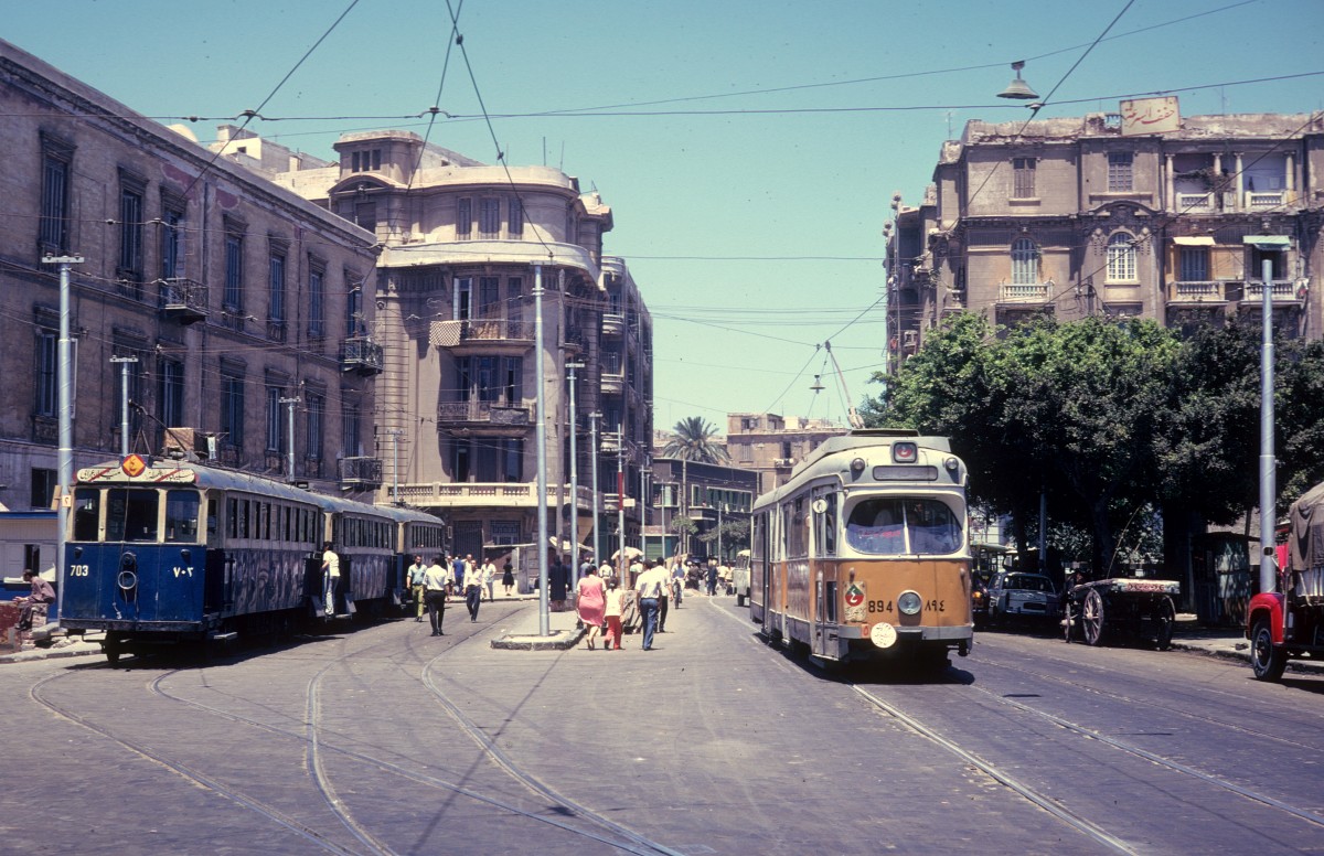 Alexandria Ramleh-Linie (Blaue Strassenbahn) SL 4 (Tw 703) / APTA SL 4 (DÜWAG-GT6 894, ex-Kopenhagen KS 894) am 11. Juni 1974.