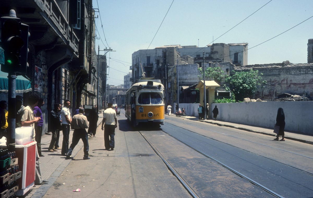 Alexandria SL 9 (DÜWAG-GT6 816, ex-Kopenhagen KS 816) Rue Ibrahim el Awal am 22. Juni 1977.