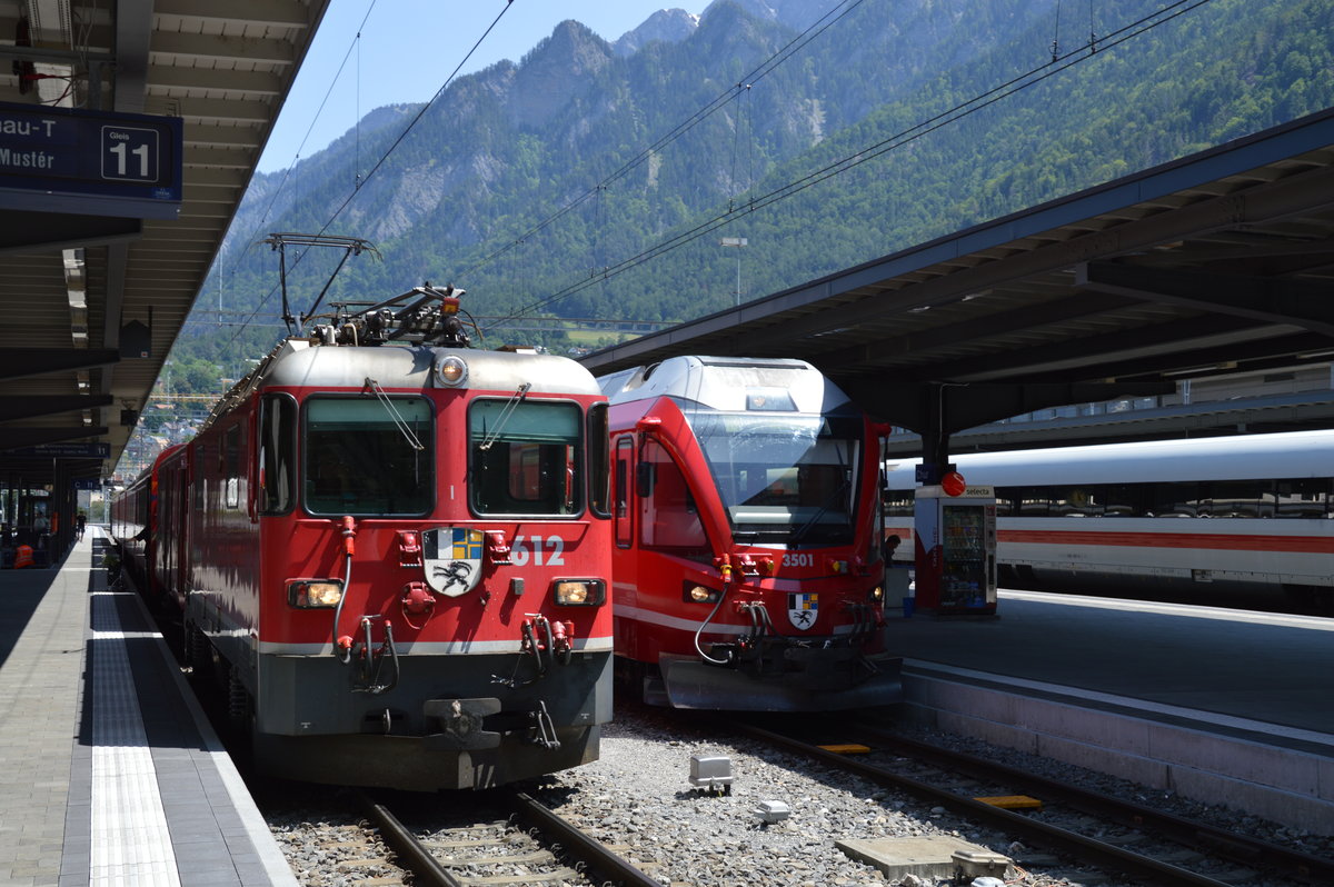 Allegra am IR nach St. Moritz und Ge4/4II 612 am RE nach Disentis/Muster in Chur 5.6.19