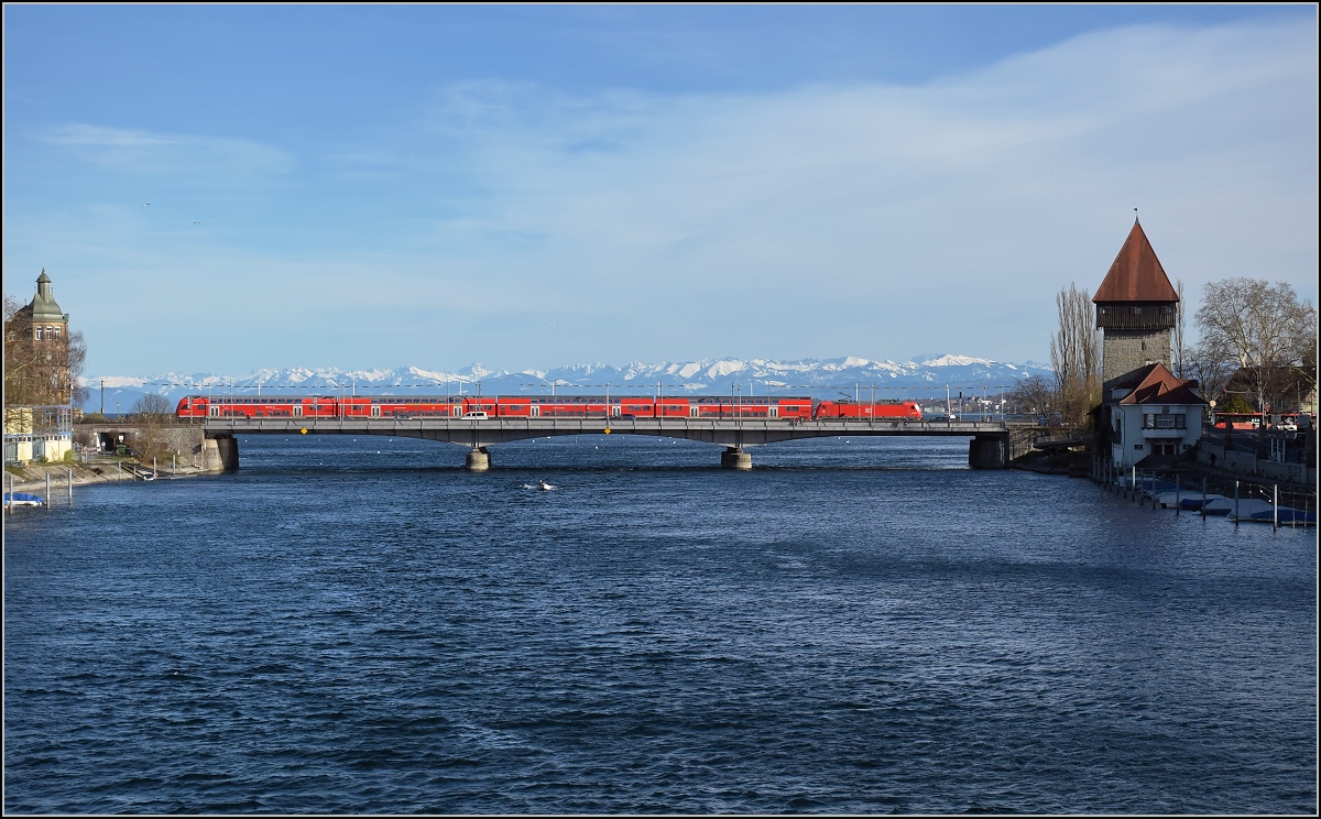 Alpensicht nach dem Sturm. 146 237 zieht den RE der Schwarzwaldbahn nach Konstanz. März 2019.