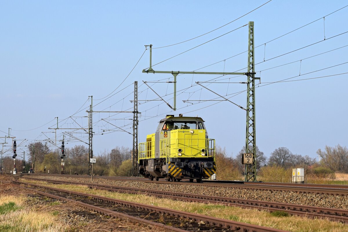 Alpha Trains Belgium 1130 (275 109), vermietet an LOCON, in Richtung Osnabrück (Diepholz, 24.03.2022).