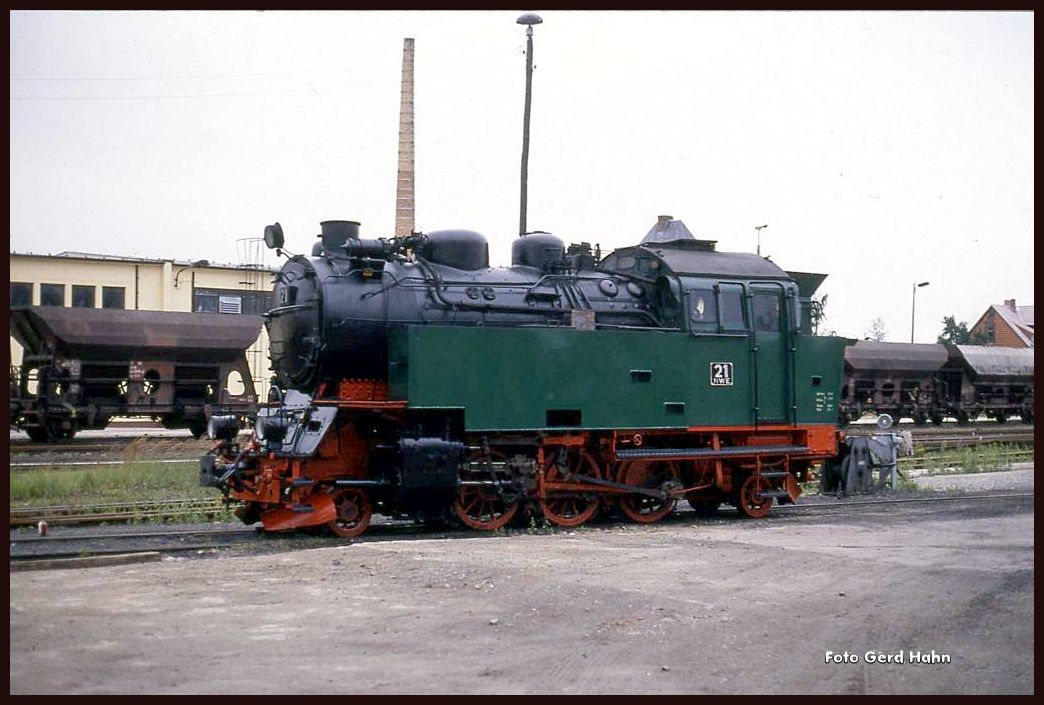 Als NWE 21 war die 996001 vorübergehend lackiert und bezeichnet. Am 7.9.1991 stand sie in dieser Form im BW Wernigerode.