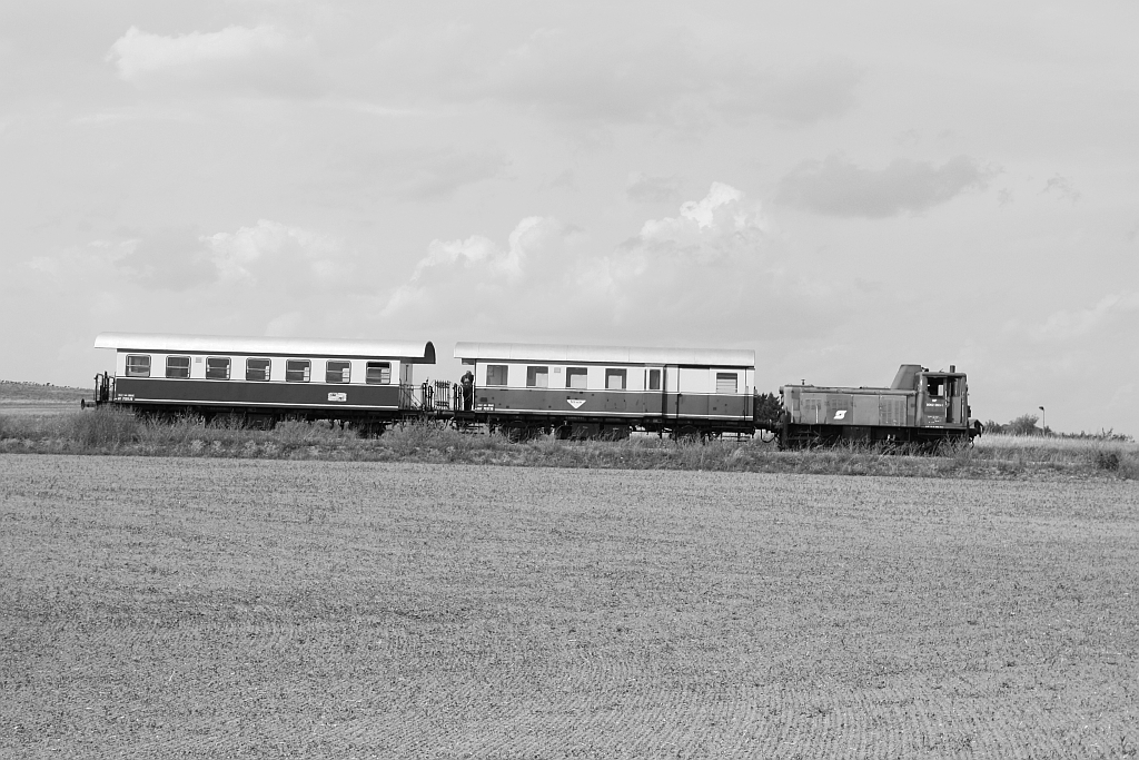 Als wär's vor 35 Jahren gewesen: BIF 2062 053-1 am 27.August 2017 mit dem SLP 17111 zwischen Raggendorf und Matzen.