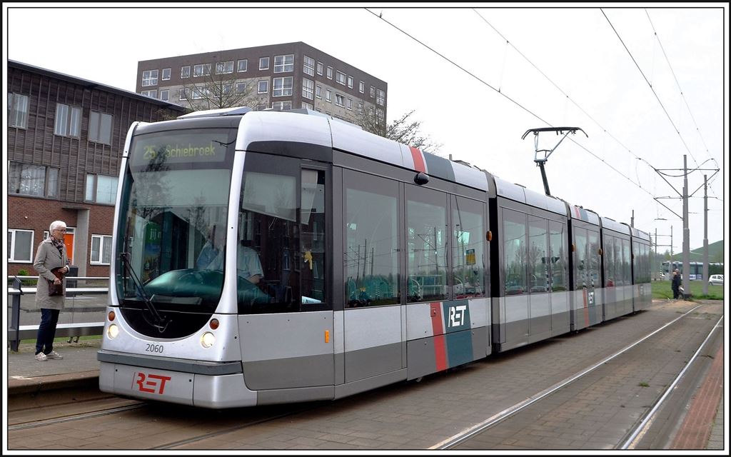 Alstom Citadis 2060 in Carnisselande. (05.04.2014)