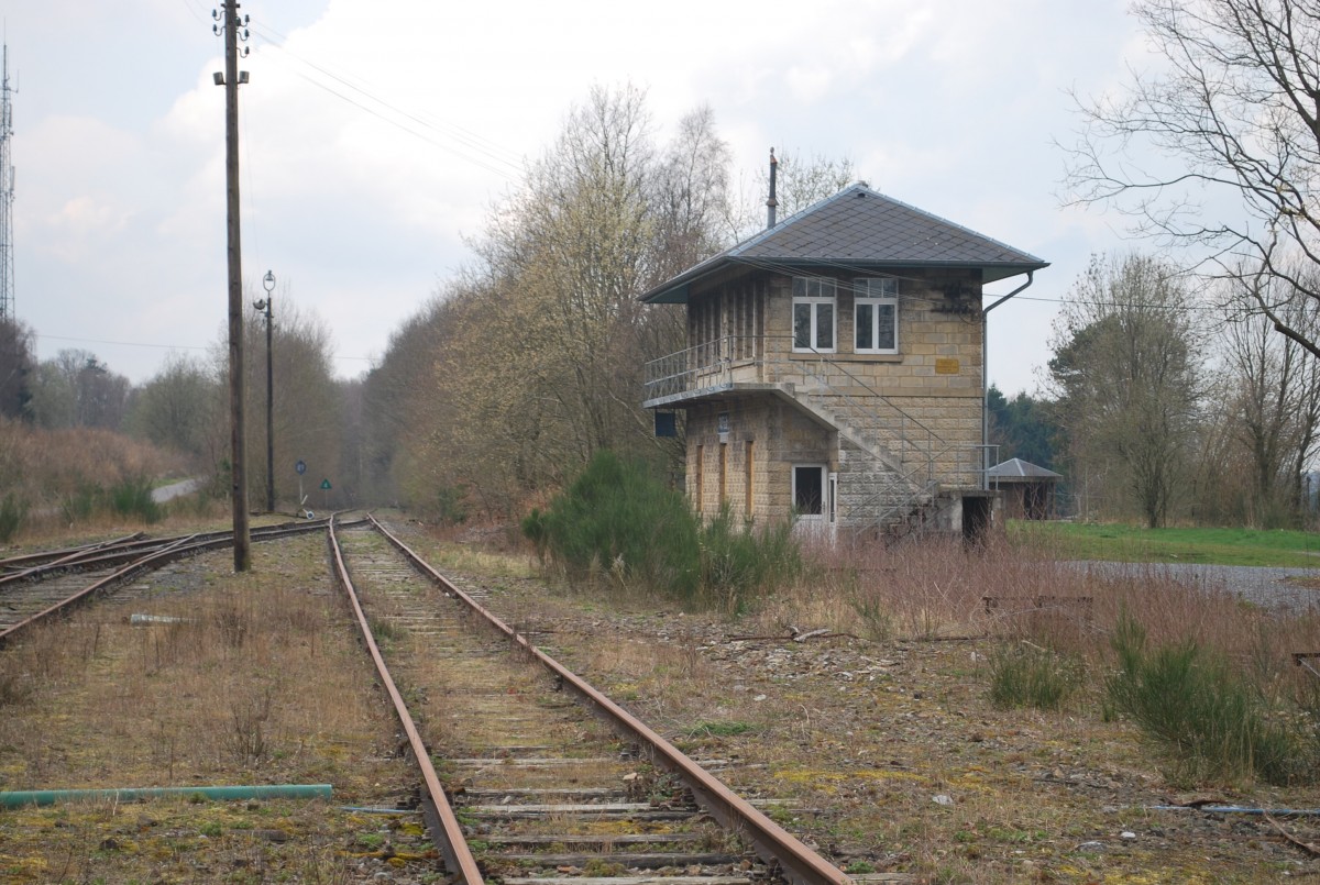 Altes Stellwerk im Bahnhof Raeren, März 2014.