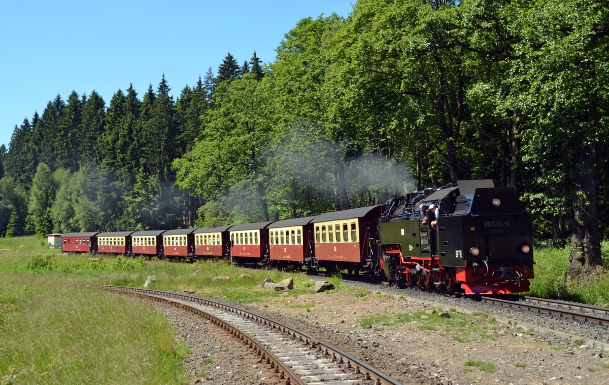 Am 01.07.15 erreicht 99 7234 mit einem Personenzug vom brocken Drei-Annen-Hohne.
