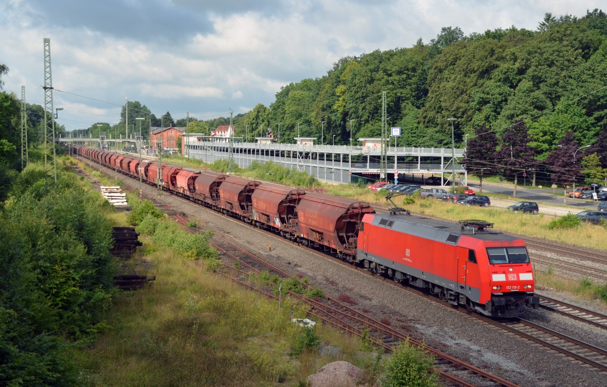 Am 02.07.14 fuhr 152 115 mit einem Kalizug am Haken durch Tostedt Richtung Hamburg. 