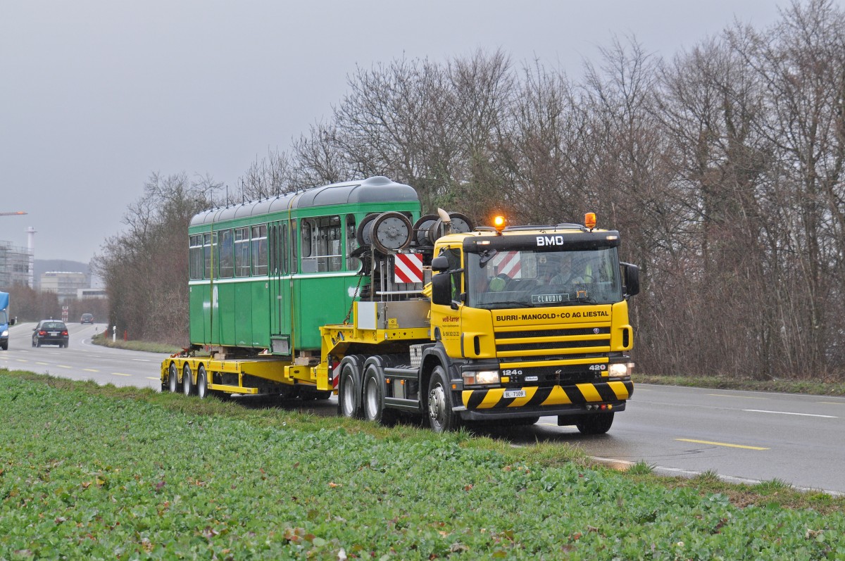 Am 03.03.2016 geht der B 1442 auf die letzte Reise. Hier fährt der Lastwagen auf der Rheinstrasse Richtung Kaiseraugst..