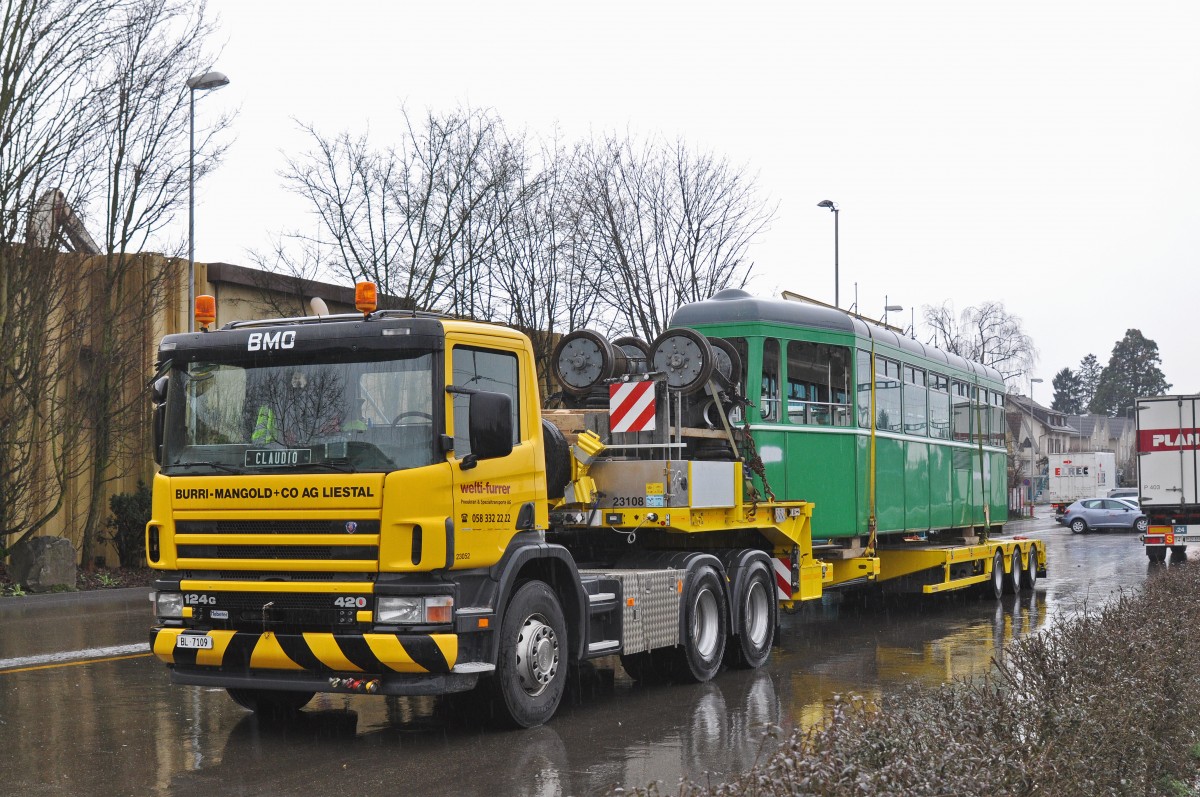 Am 03.03.2016 geht der B 1442 auf die letzte Reise. Bei leichtem Regen trifft der Lastwagen bei der Firma Thommen in Kaiseraugst ein.