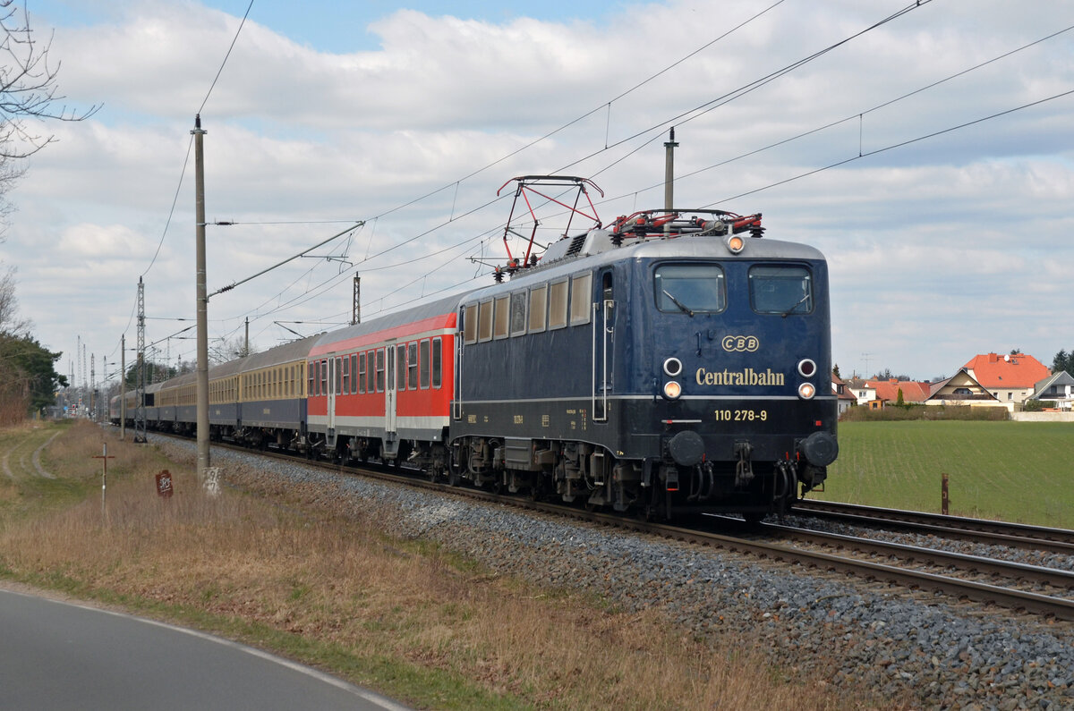 Am 03.04.22 führte 110 278 der Centralbahn einen leeren Flüchtlingssonderzug durch Wittenberg-Labetz Richtung Falkenberg(E).