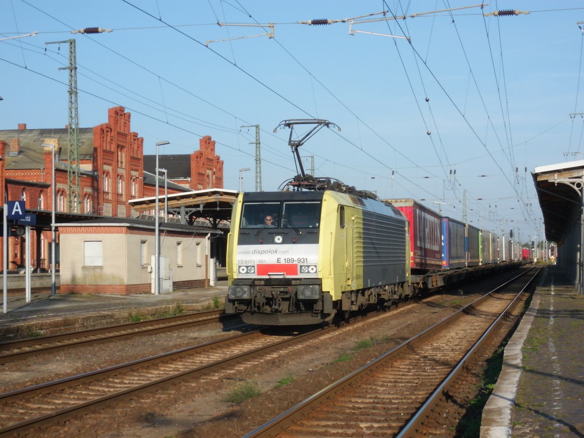 Am 03.10.2015 kam 189 931 mit ihrem KLV aus Magdeburg nach Stendal und fuhr weiter nach Wittenberge.
