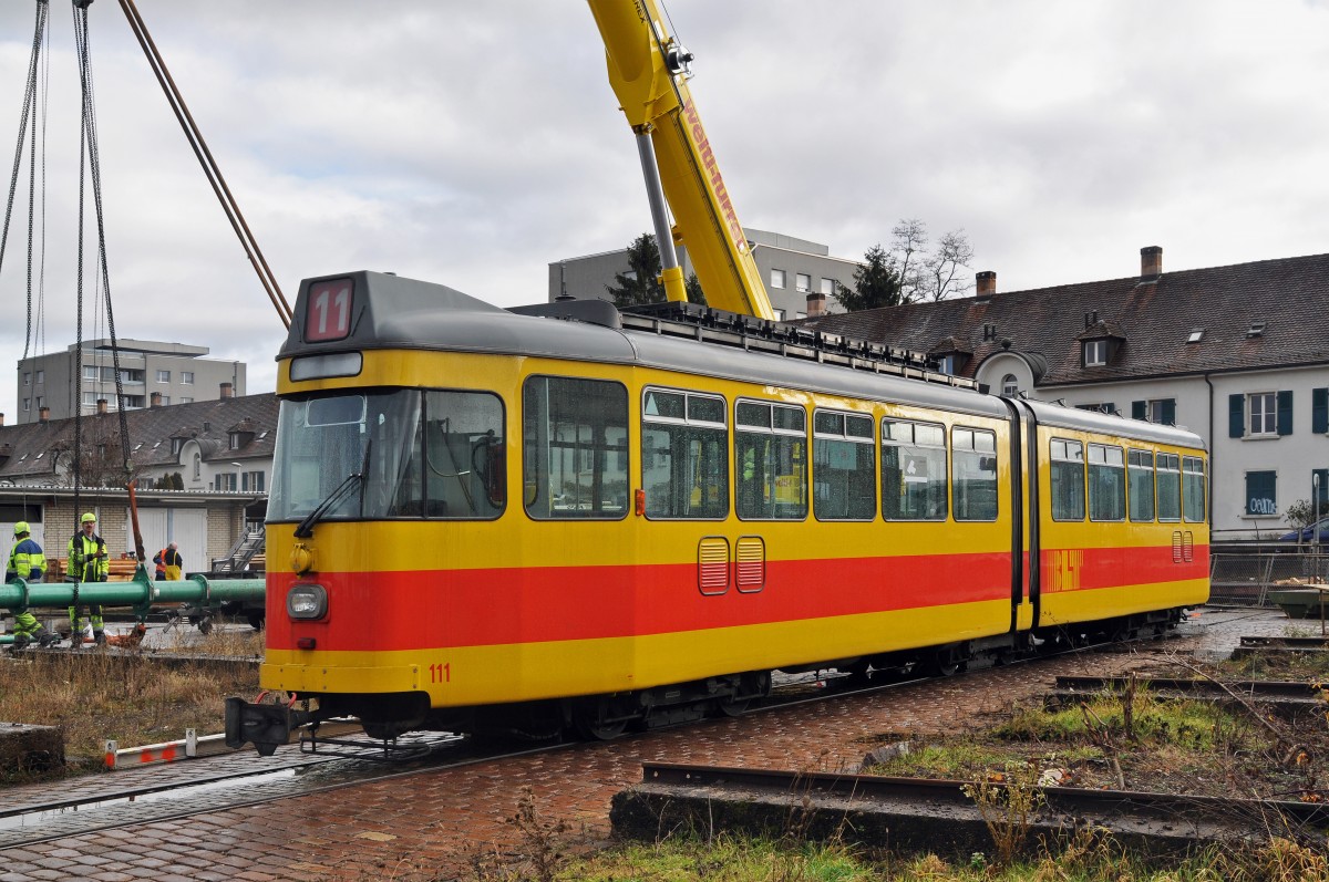 Am 04.01.2016 begann der Verlad der Be 4/6 101-115 der BLT auf dem ehemaligen Gelände der Bauwerkstatt. Als erster Wagen wird der Be 4/6 111 verladen. Die Reise mit der Eisenbahn bringt die Wagen nach Belgrad, wo sie eine neue Heimat finden.