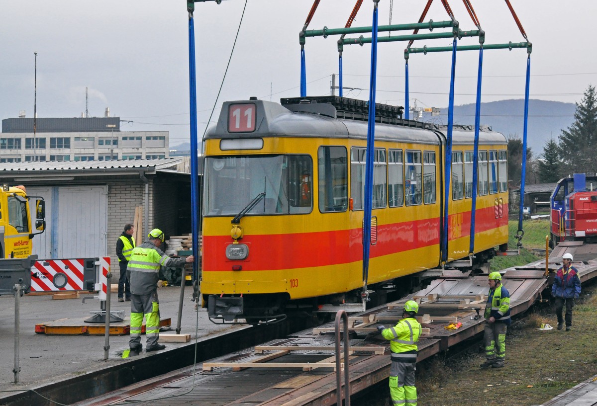 Am 04.01.2016 begann der Verlad der Be 4/6 101-115 der BLT auf dem ehemaligen Gelände der Bauwerkstatt. Der Be 4/6 103 wird am 06.01.2016 verladen. Die Reise mit der Eisenbahn bringt die Wagen nach Belgrad, wo sie eine neue Heimat finden.