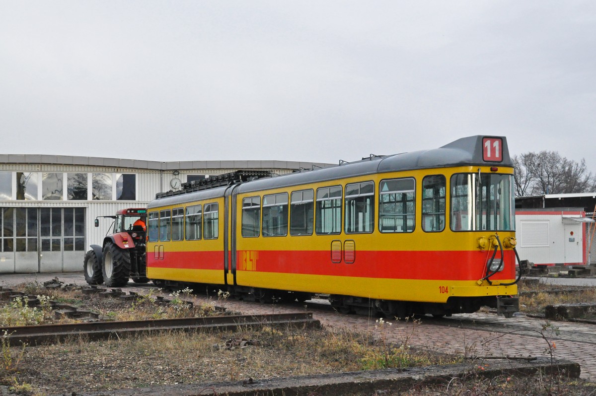 Am 04.01.2016 begann der Verlad der Be 4/6 101-115 der BLT auf dem ehemaligen Gelände der Bauwerkstatt. Der Be 4/6 104 wird am 06.01.2016 verladen. Die Reise mit der Eisenbahn bringt die Wagen nach Belgrad, wo sie eine neue Heimat finden.