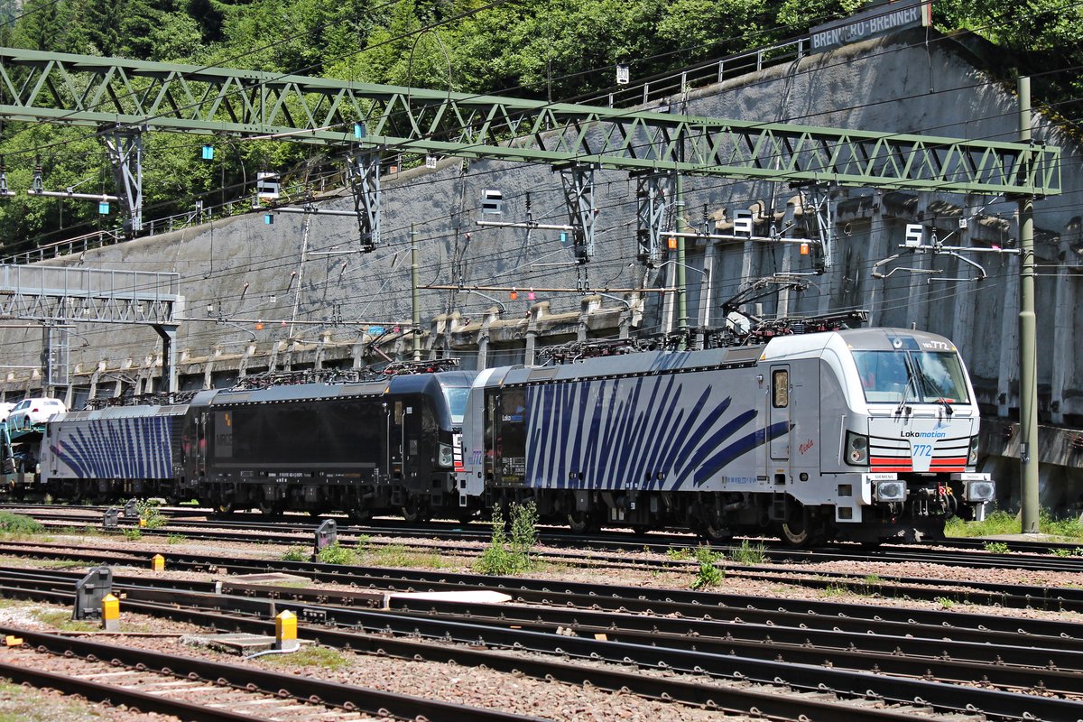 Am 04.07.2018 rangierte 193 772  Viola  zusammen mit MRCE/LM X4 E-662 (193 662-4) vom  TERRATRANS/paneuropa -KLV TEC 43821 (Bremmen Grolland - Verona Q. E.), um gleich wieder als Lokzug zurück nach Kufstein zu fahren. 