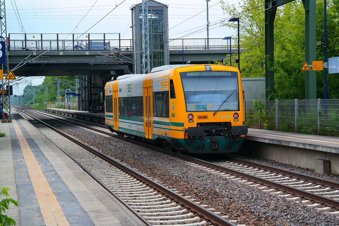 Am 05. Juli 2014 kam RB63 von Joachimsthal nach Bln-Lichtenberg hier in Berlin-Hohenschönhausen.