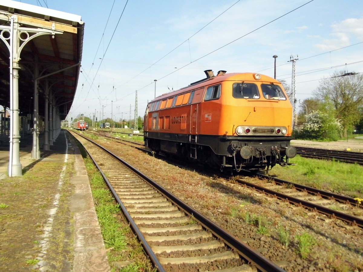 Am 05.05.2015 Rangierfahrt von der 225 100-7 Lok 16 von der BBL LOGISTIK in Stendal .
