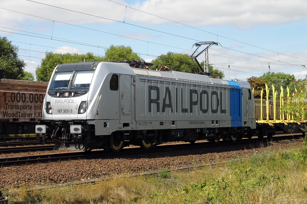 Am 05.08.2018 fuhr die 187 303-3 von der SETG (Railpool) von Borstel nach Frankfurt (Oder) 