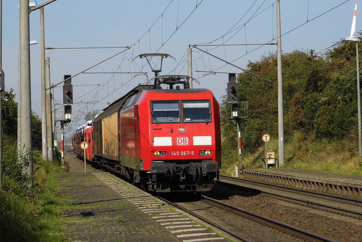 Am 05.09.2017 kam die 145 067-5 von der DB Cargo Deutschland AG. aus Richtung Braunschweig nach Wellen ( Magdeburg) und fuhr weiter in Richtung Magdeburg . 