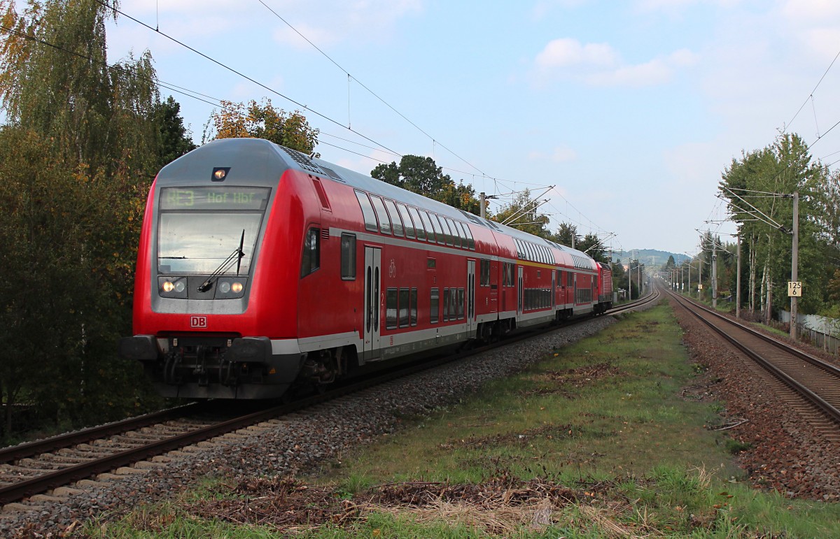 Am 05.10.2014 durchfährt der RE3 (RE 4770) Dresden Hbf - Hof Hbf, den Haltepunkt Zwickau-Pölbitz.
