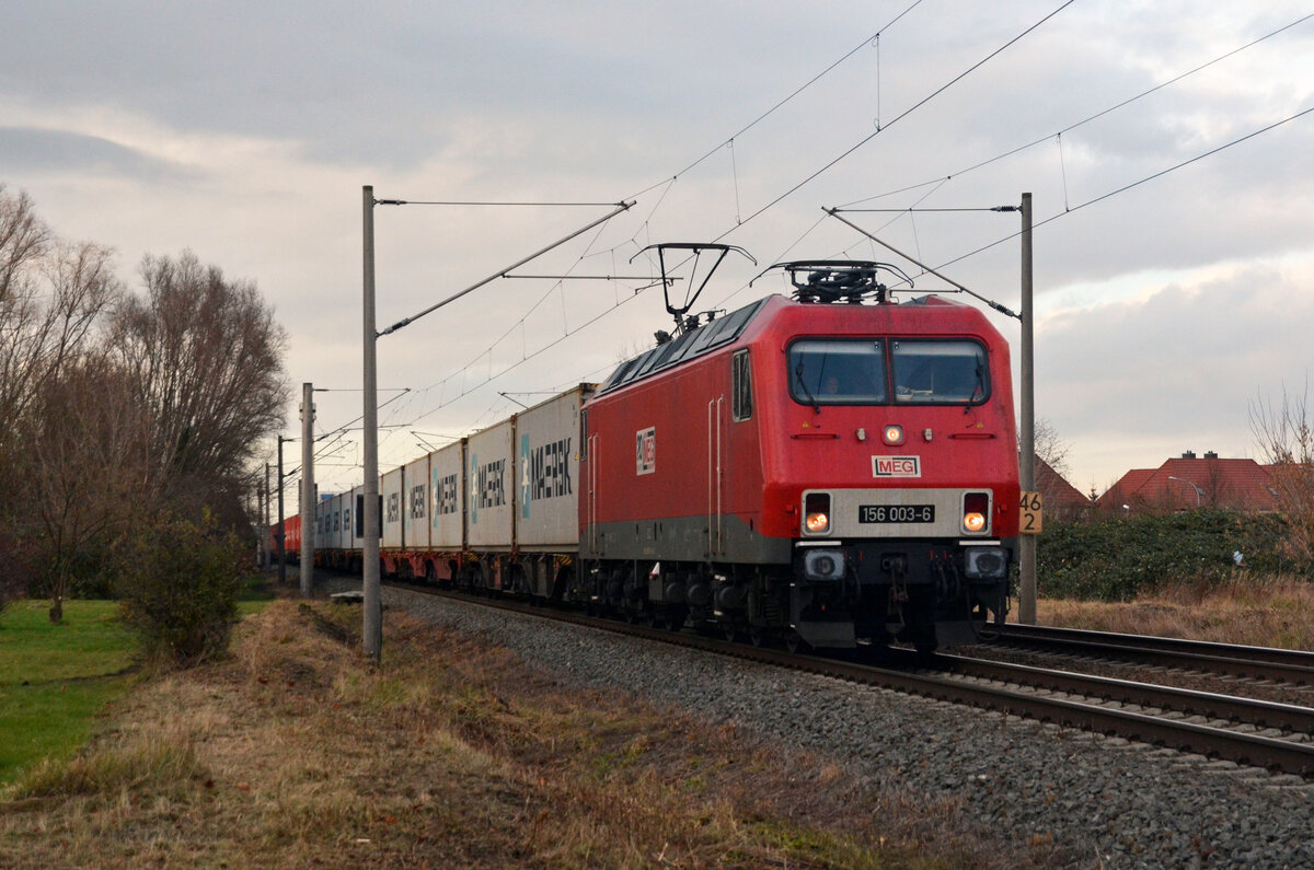 Am 05.12.21 führte 156 003 der MEG einen Containerzug durch Greppin Richtung Bitterfeld.