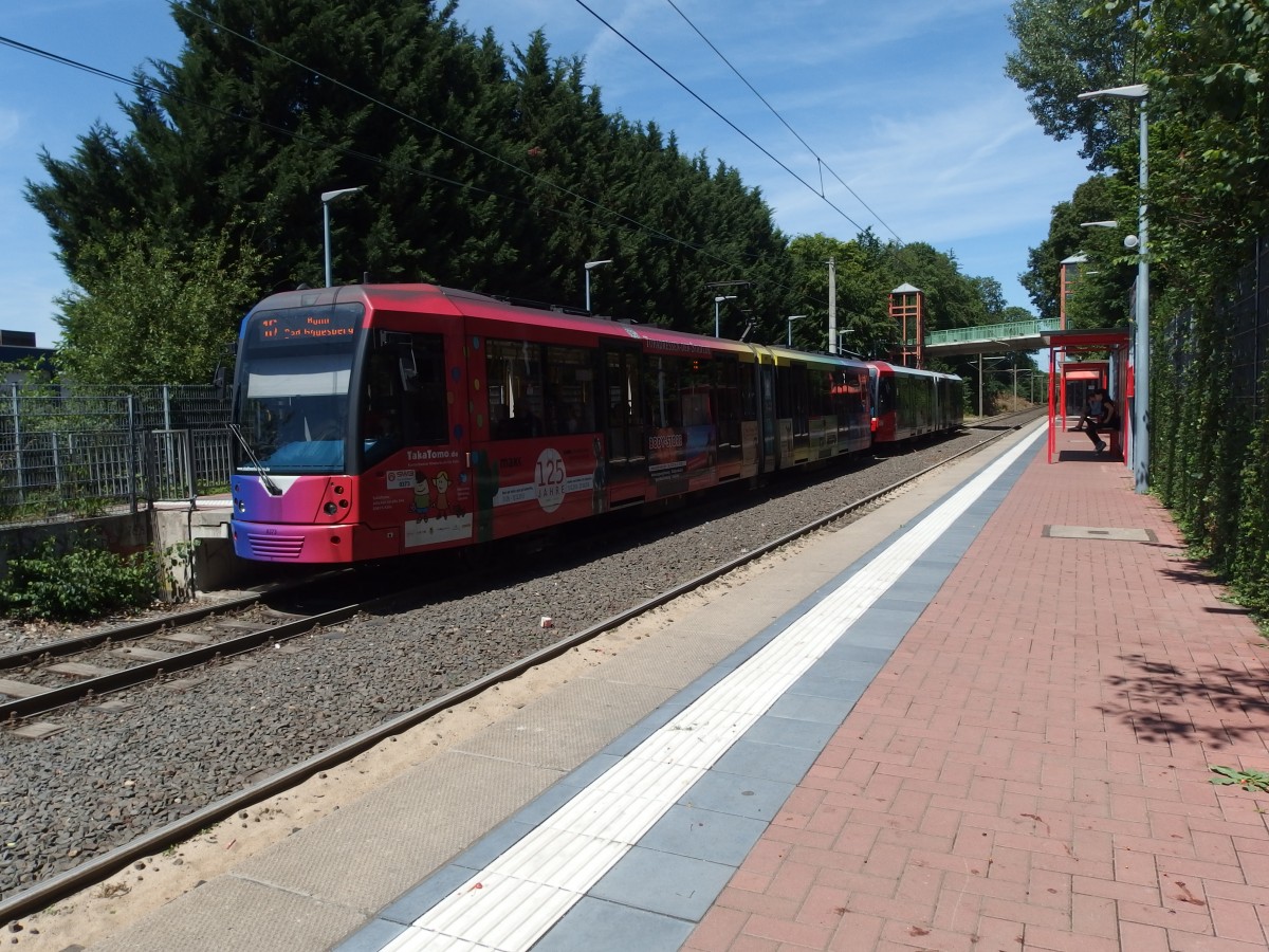 Am 06.06.14 war TW 0373 unterwegs als Linie 16 Richtung Bonn-Bad-Godesberg. Fotografiert an der Haltestelle  Michaelshoven .