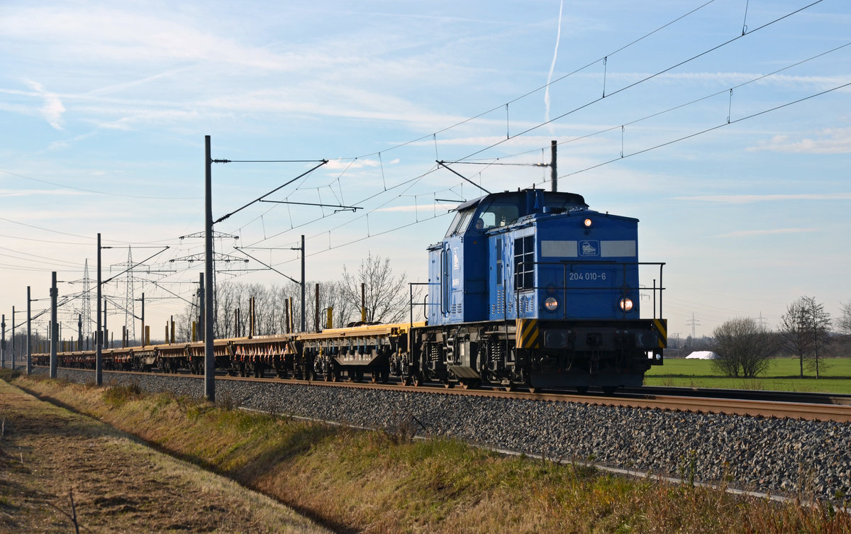 Am 08.12.16 führte 204 010 der Press einen leeren Langschienenzug durch Braschwitz Richtung Magdeburg.