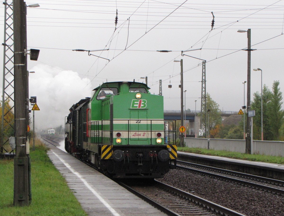 Am 09.10.2015 überführte die EB 22  Lisa 2  die 95 1027 von Arnstadt nach Blankenburg (Harz) und konnte zufällig von mir in Erfurt Ost fotografiert werden. 