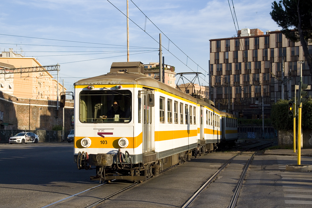 Am 1. Dezember 2016 ist TW 103 an der Porta Maggiore in Richtung Roma Laziali unterwegs. 