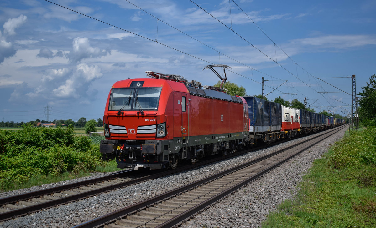 Am 10.06.2018 kam die erste DB 193 mit Zug nach Basel, hier 193 308 mit dem KT 40023, Rotterdam Waalhaven - Brescia Scalo in Buggingen.