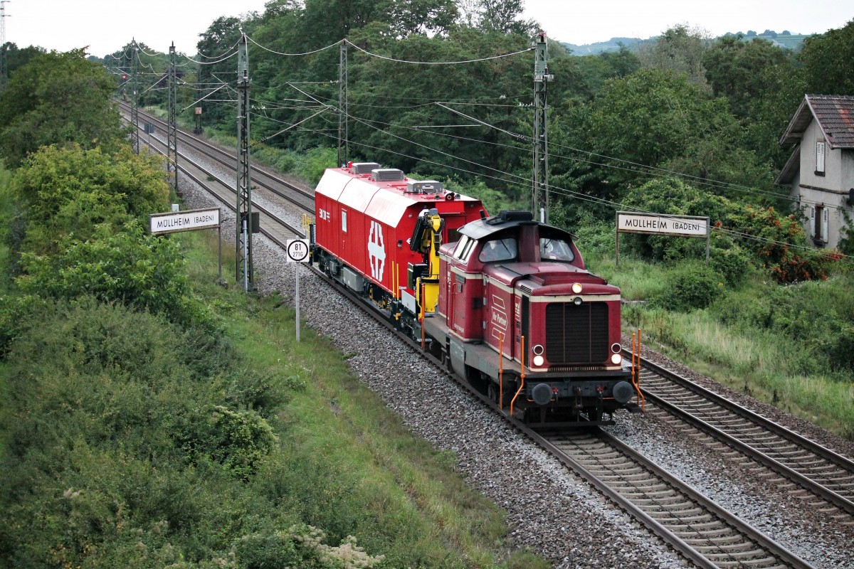 Am 10.08.2014 überführte D25 (211 345-4) der Bentheimer Eisbahn AG ein Mittelteil eines neuen Tunnelrettungszug von der SBB, als sie bei Müllheim (Baden) gen Schweiz fuhr.