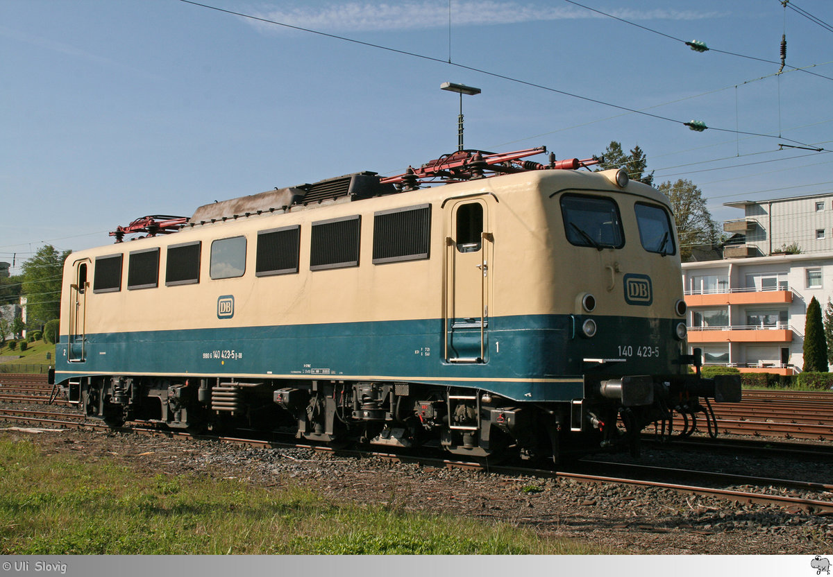 Am 11. Mai 2017 begleitete 140 423 eine Überführung eines Panoramawagens nach Coburg. Nach der Ankunft in Coburg konnte die Lokomotive im Güterbahnhof abgelichtet werden.