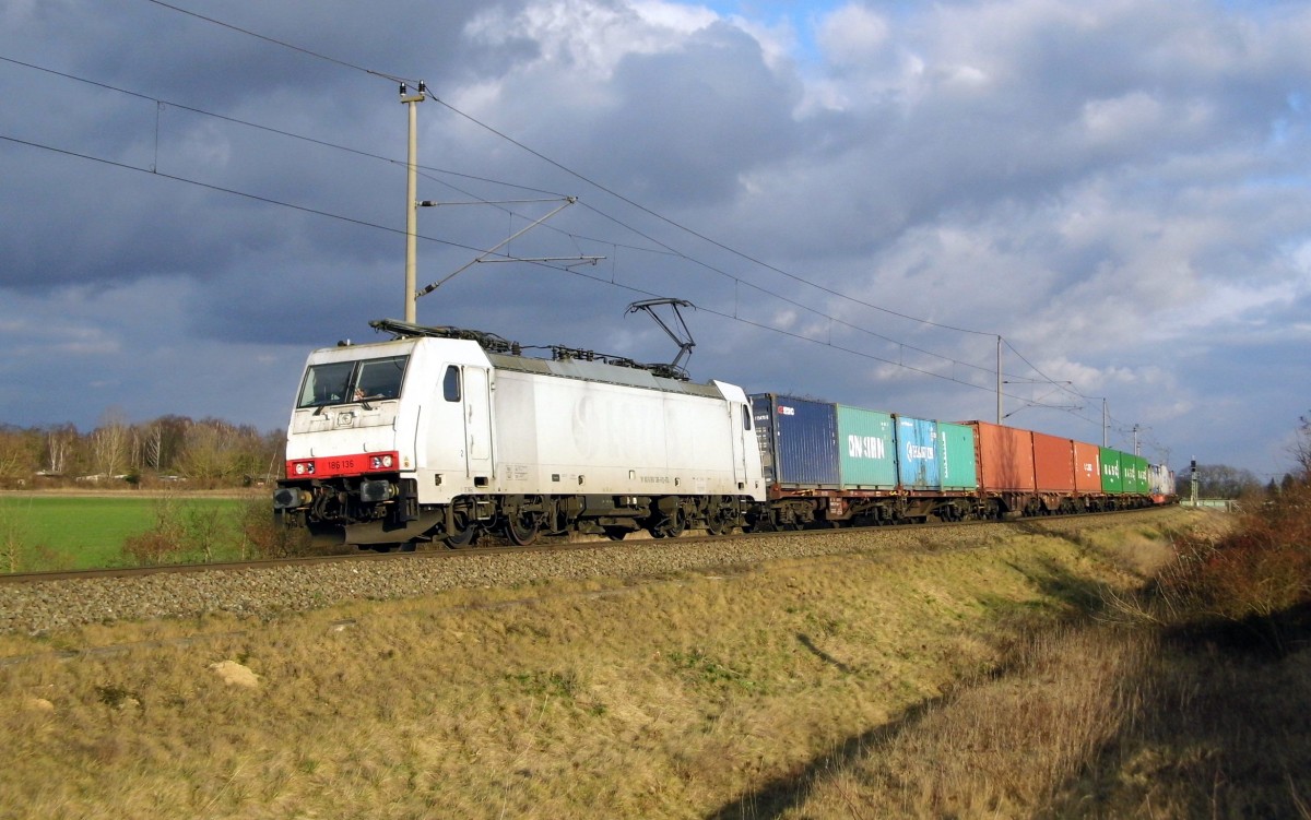 Am 11.02.2016 kam die 186 136 von der ITL aus Richtung Stendal und fuhr weiter in Richtung Salzwedel .