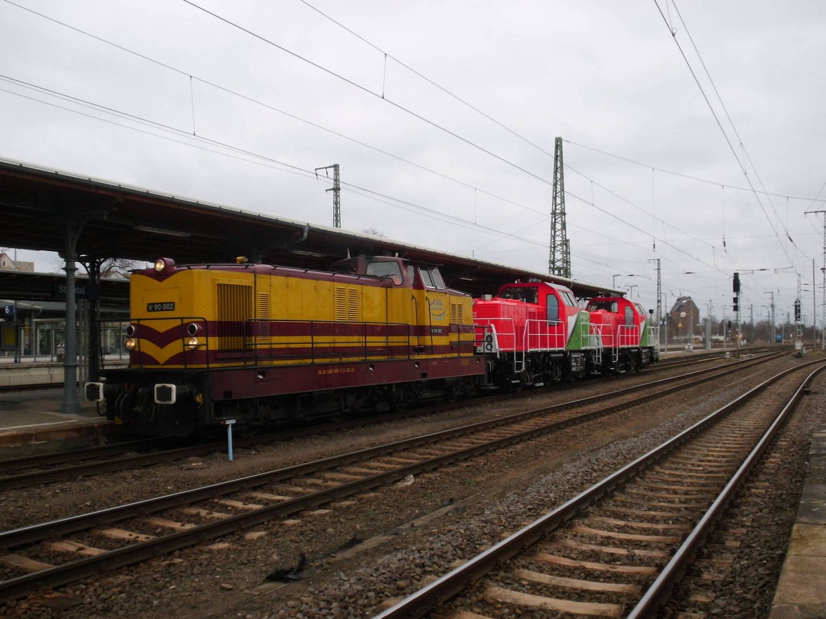 Am 11.03.2016 kam V90 002 (423 002)mit Hybridlok 1002 008 und 1002 009 von Magdeburg nach Stendal.