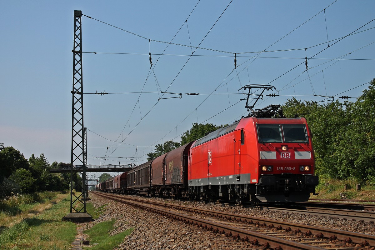 Am 11.07.2013 fuhr 185 090-8  Bombardier Werk Kassel  Werbelok mit einem Mischer durch die Ortschaft Orschweier gen Offenburg. Leider war an diesem Tag die Werbung auf der anderen Seite und bleibt so leider verborgen.:-(