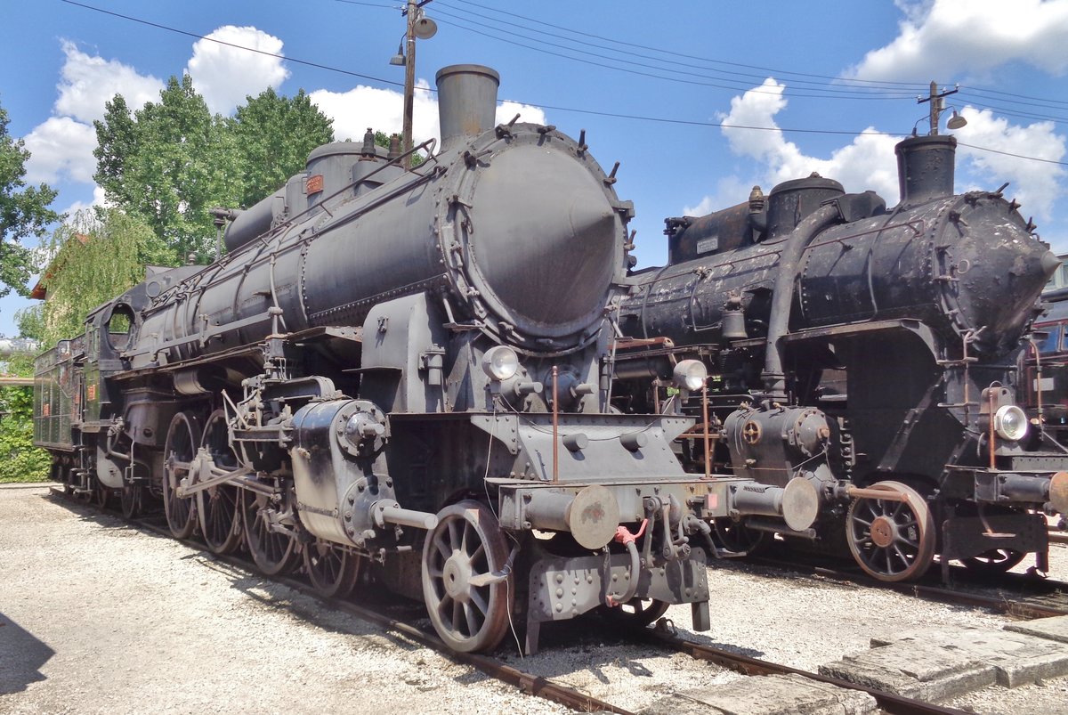 Am 12 Mai 2018 steht 301-016 ins Budapester Eisenbahnmuseumpark. 
