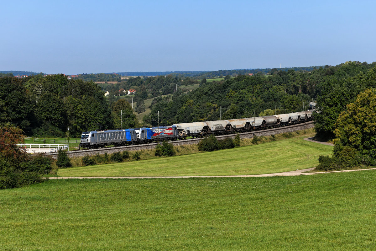 Am 12. September 2020 konnten die an die ČD Cargo vermieteten 187 341 und 344 von Railpool mit einem Getreidezug bei Edlhausen in der Oberpfalz beobachtet werden. 