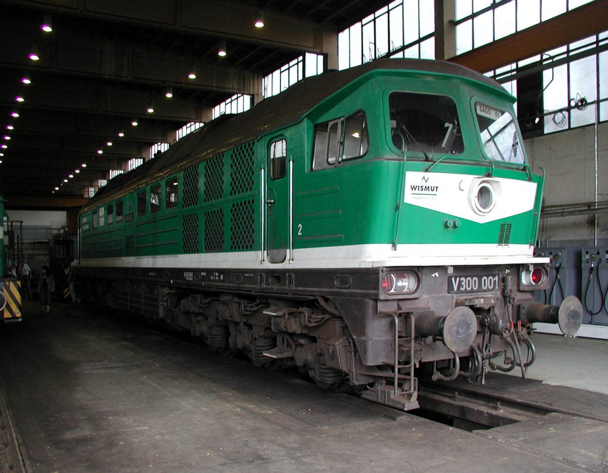 Am 12.07.2003 stand V300 001 der Wismut in der Triebfahrzeugunterhaltung in Lichtenberg. Der Besuch fand im Rahmen einer Sonderfahrt statt.