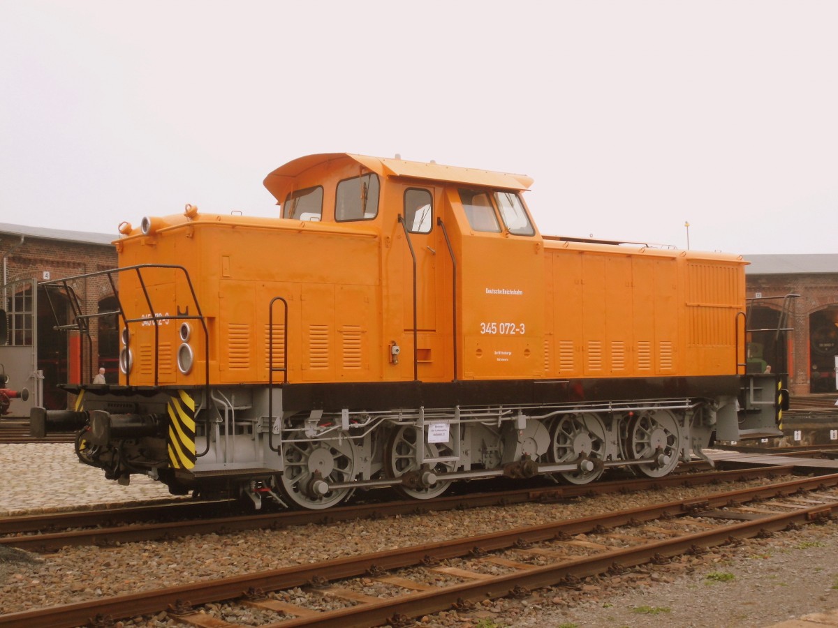 Am 12.10.2013 wurde die ex. MEG 63 (345 072)in ihrer neuen DR-Lackierung bei dem Bw-Fest in Wittenberge Vorgestellt.