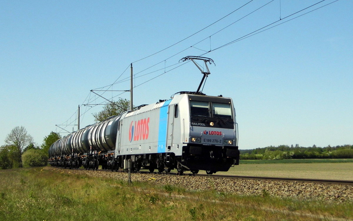 Am 13.05.2016 kam die E 186 276-2 von LOTOS (Railpool) aus Richtung Salzwedel und fuhr weiter in Richtung Stendal .