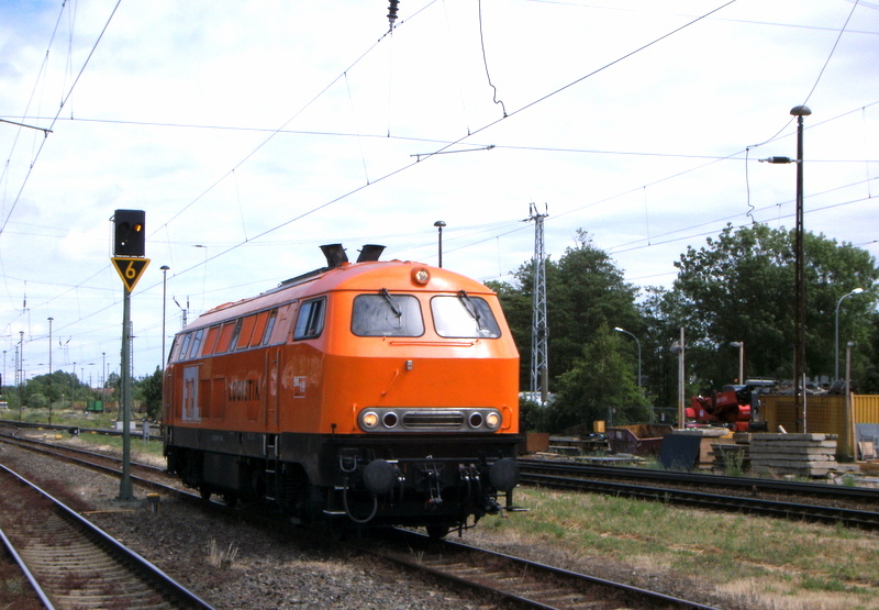 Am 13.06.2014 kam die 225 015 von der BBL nach Stendal und fuhr den nach Salzwedel .